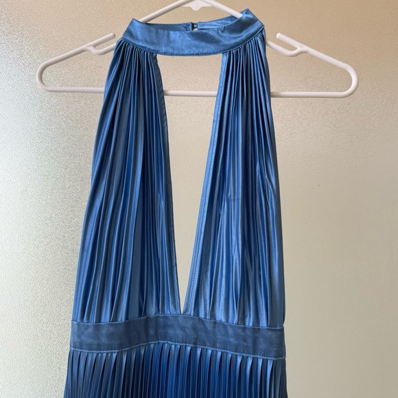 L’IDEE Chateau Pleated Halter Midi Dress Mediterranean Blue Sz 6 US - Picture 4 of 9
